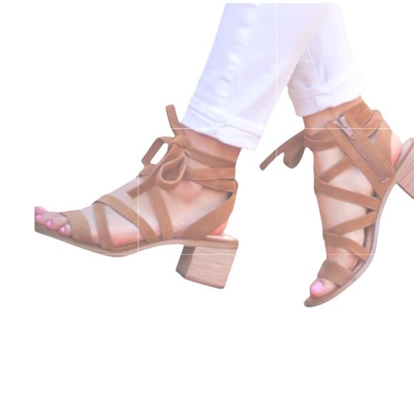 Sole Society Pasha Sandals Womens Size 7.5 Tan Gladiator Soft Suede Bohemian - Picture 1 of 10